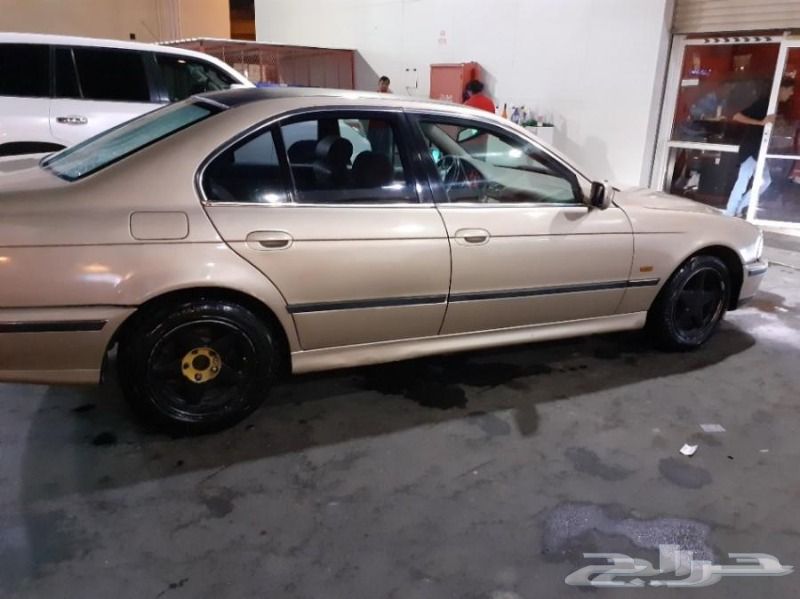 Bmw سياره بي ام 523. 6000 ريال