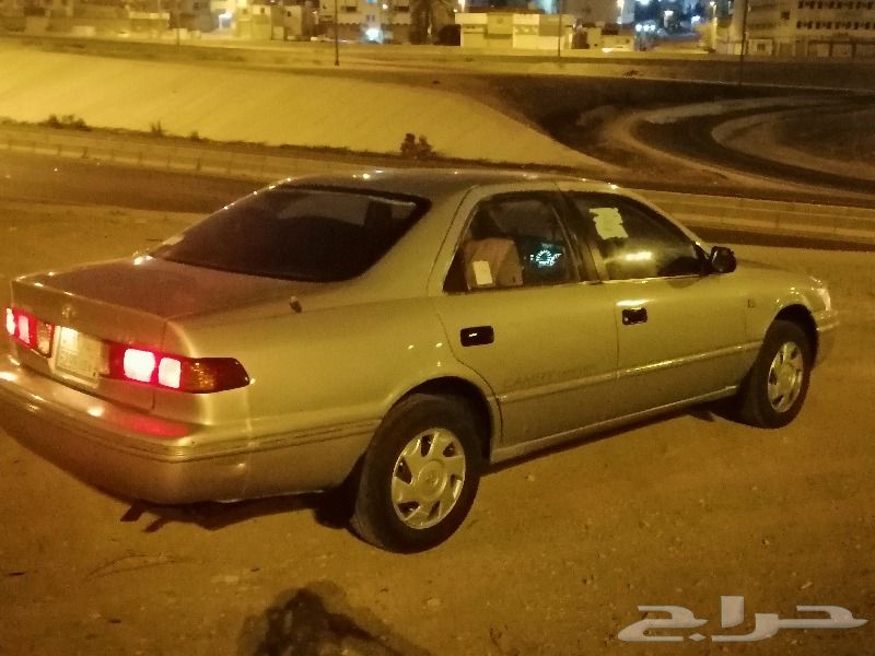 حراج السيارات كامري 2002