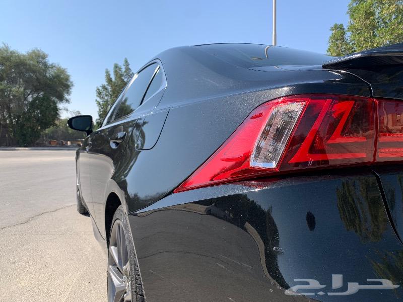 2014 is350F-sport لكزس