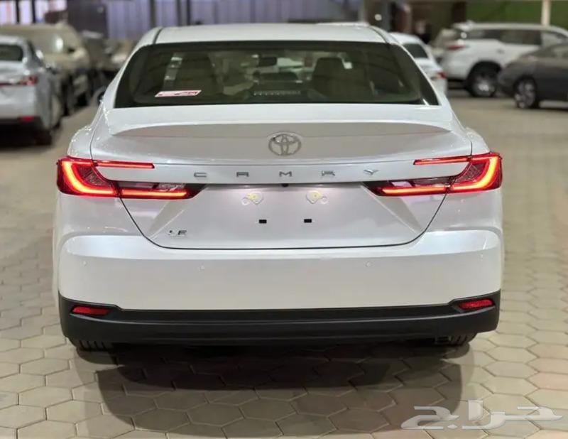 Toyota Camry LE Half Option Gasoline 202563616155623553112
