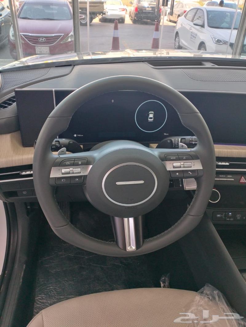Hyundai Sonata Comfort Class with Panoramic Sunroof Saudi 202563616284881411113