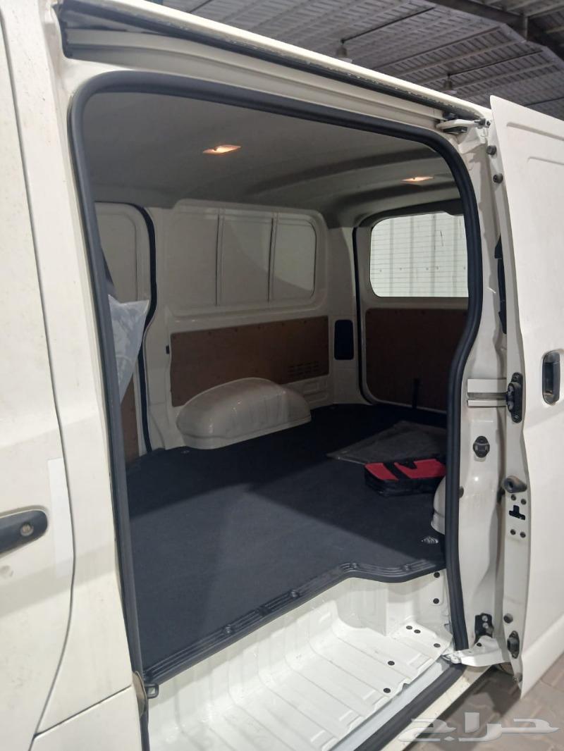 Toyota Hiace Cargo Low Roof Diesel Special Offer63616290992003114