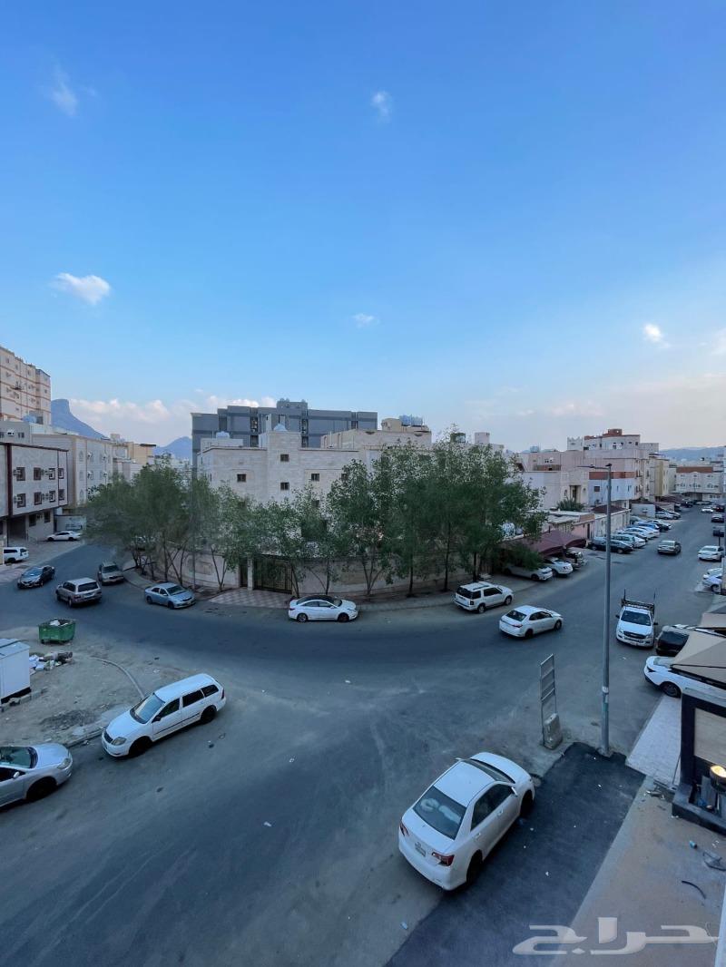 شقة للبيع في بطحاء قريش موقع مميز عمارة فخمة تشطيب راقي63005908406785111