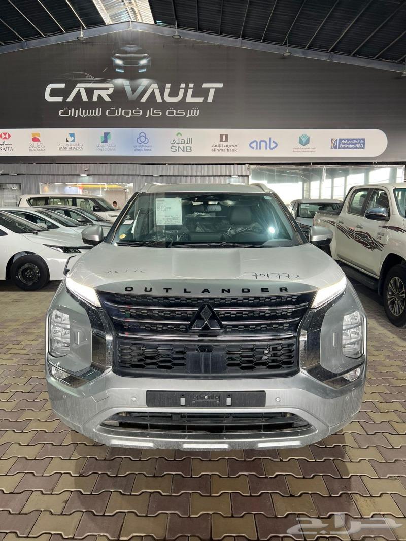 ميتسوبيشي - اوتلاندر - 2024 - 4 4 فل كامل 7 راكب - سعودي63616295450753112