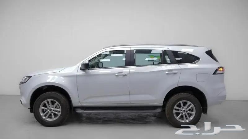 Isuzu MU-X Standard 2023 Cash and Installments63616300557698112