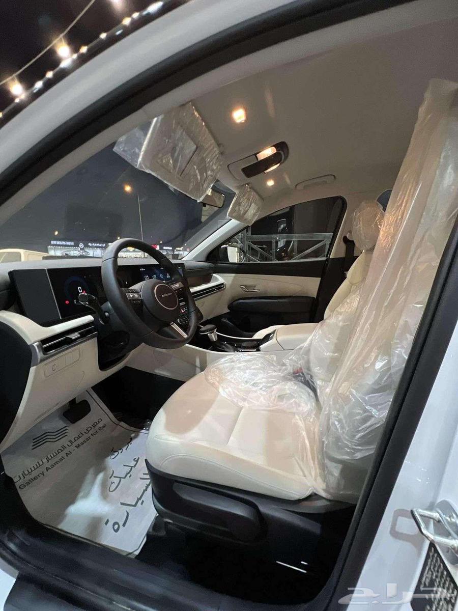 Hyundai Tucson Smart Plus 1600 CC Black Roof 202563617408474881113
