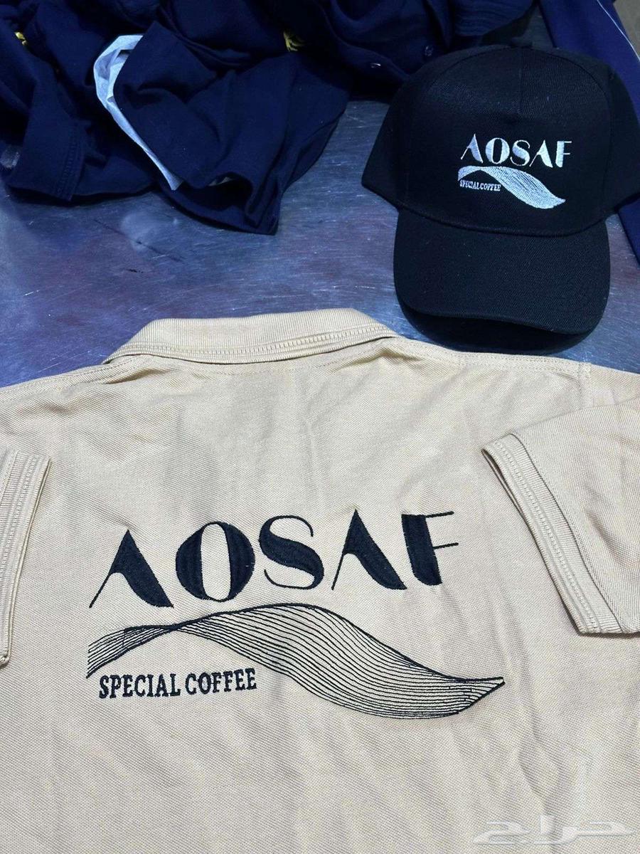 T-shirts with embroidery, printing, and unified design.63323794719619111
