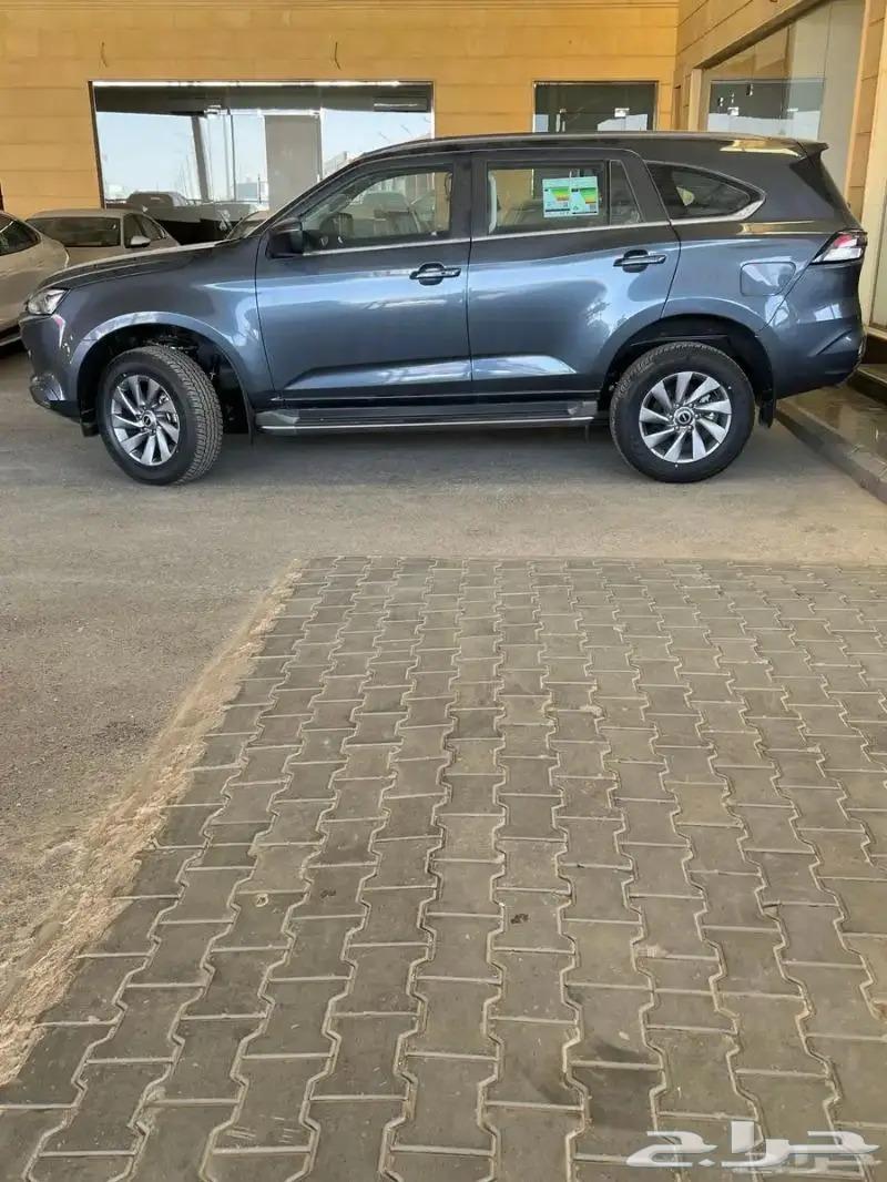 ايسوزو MUX فل كامل دبل ديزل سعودي 2023 متوفر لدى الحسن63616444503681111