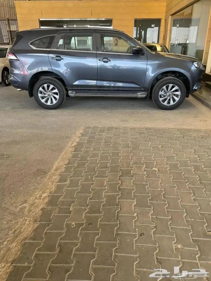 ايسوزو MUX فل كامل دبل ديزل سعودي 2023 متوفر لدى الحسن63616444503681113