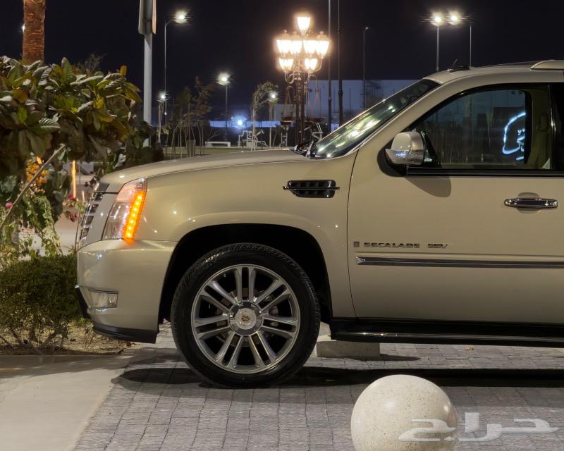 Cadillac Escalade (Sold)63616618802049113