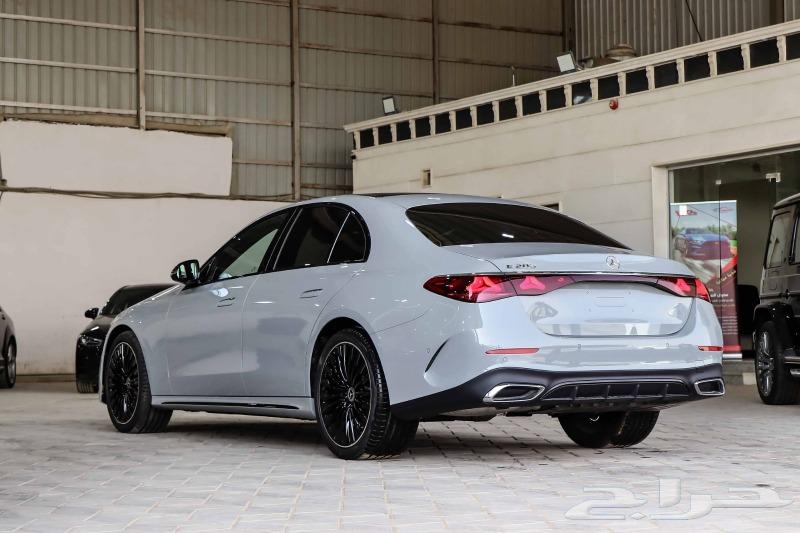 Mercedes E200 AMG 2024 - For Sale Cash and Installments - 3 Screens63616752347906114