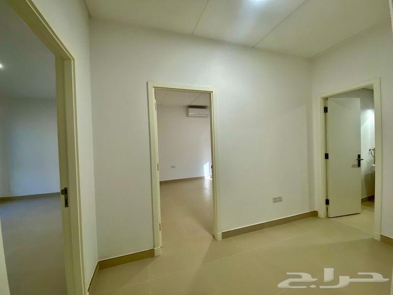 For rent a villa in the Sadr neighborhood with an area of 250 square meters.63006106648321112