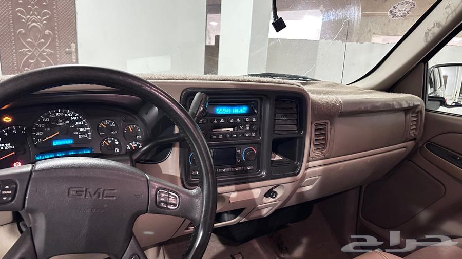 GMC 200563616907417217111