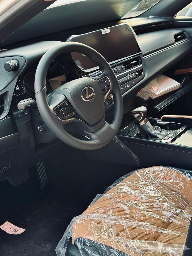 Lexus ES300 Standard Hybrid 2024 Cash and Banks63616932411779114