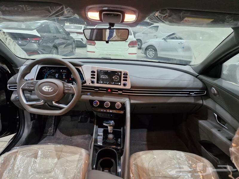 Hyundai Elantra Smart Plus 2025 Chinese 2.063616930852353114
