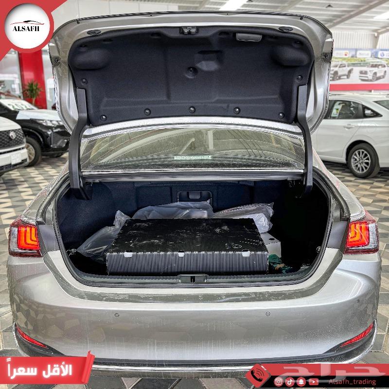 Lexus ES 250 AA Model 202463616932447619113