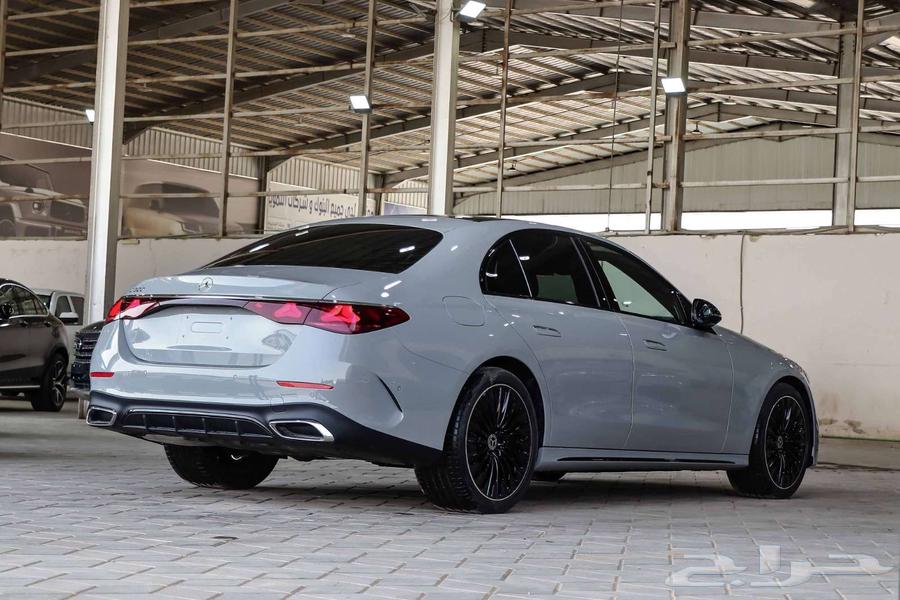مرسيدس E200 AMG 2024 - للبيع كاش وأقساط - 3 شاشات خليجى63616913193985113