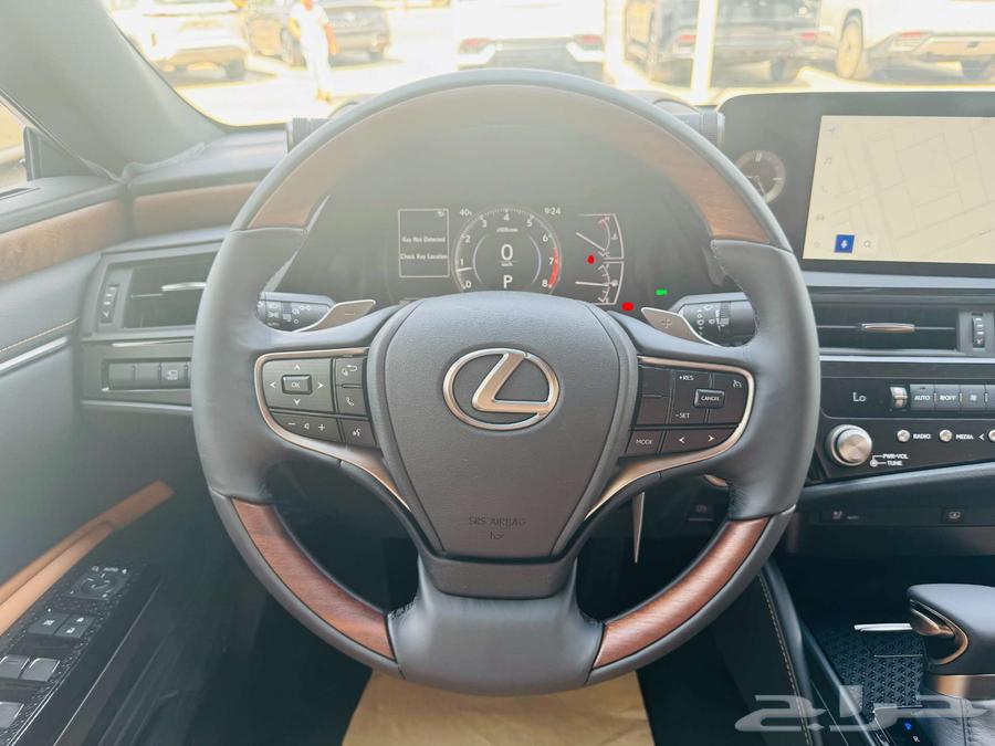 عرض خاص لكزس ES 350 CC 2024 بالنقد والتقسيط.63616910830465112