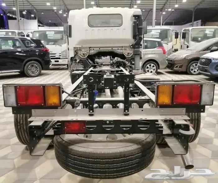 Isuzu Dina 5 Ton Chassis 4.95 Model 202463617066422403111