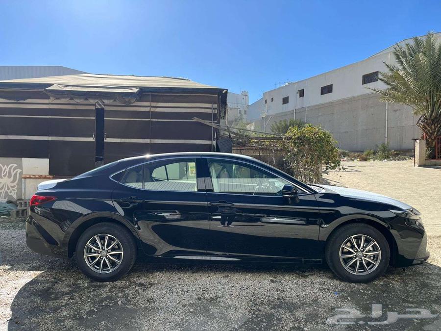 Toyota Camry E Gasoline Black (Private) 202563006289471491111