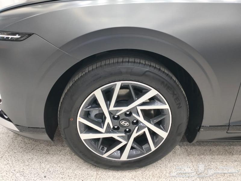 Hyundai - Azera Classic - 2025 - Lowest Price at 148,350 Including Tax63617255224707112