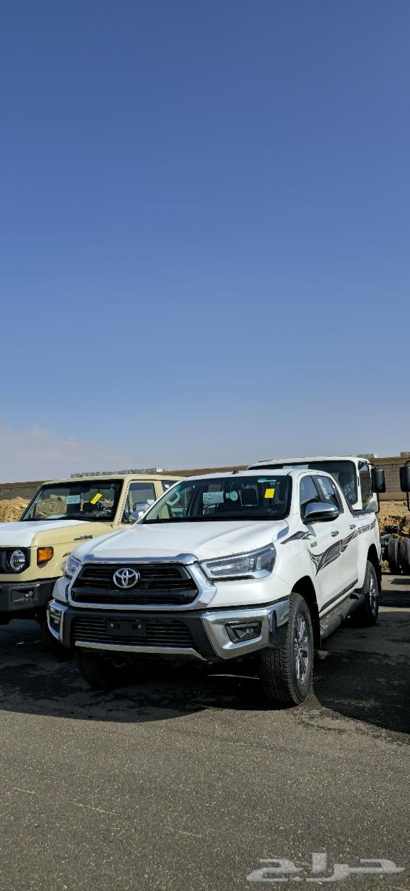 Toyota Hilux S-GLX Gasoline 2.7 Engine 2025 Model63617255837698112