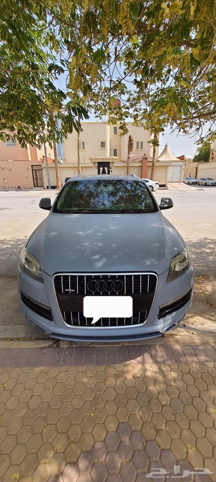 Audi Q7 201063617404312579113