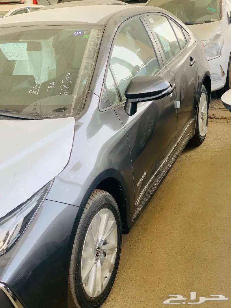 تويوتا كرولا مطور مكينه 2000 بدون فتحه عرررض63617253743106111