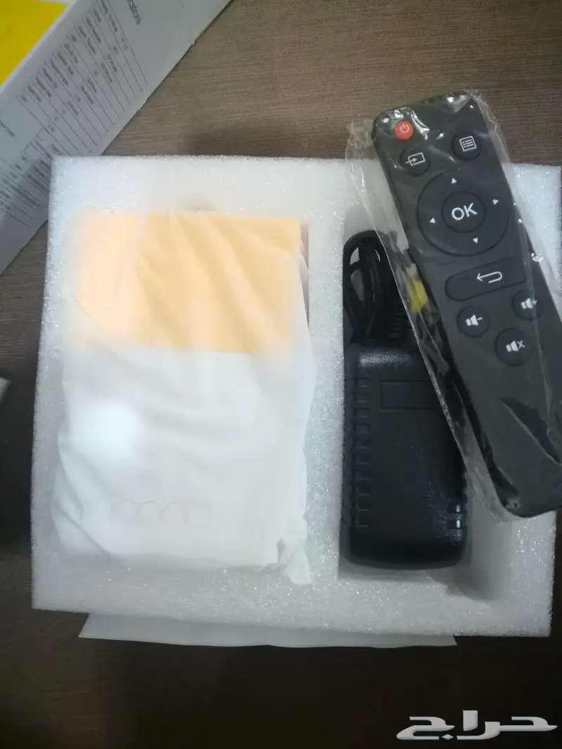 New small-sized projector63306830190337110