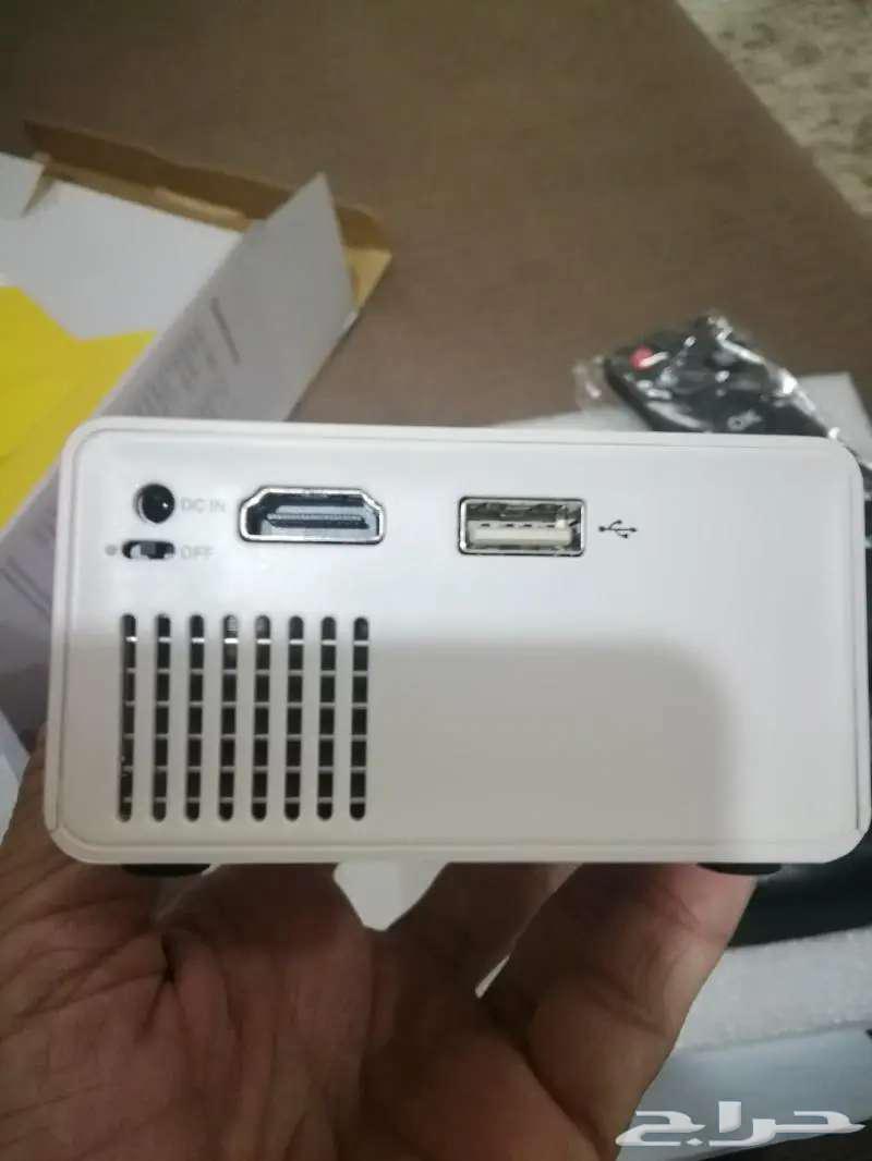 New small-sized projector63306830190337113