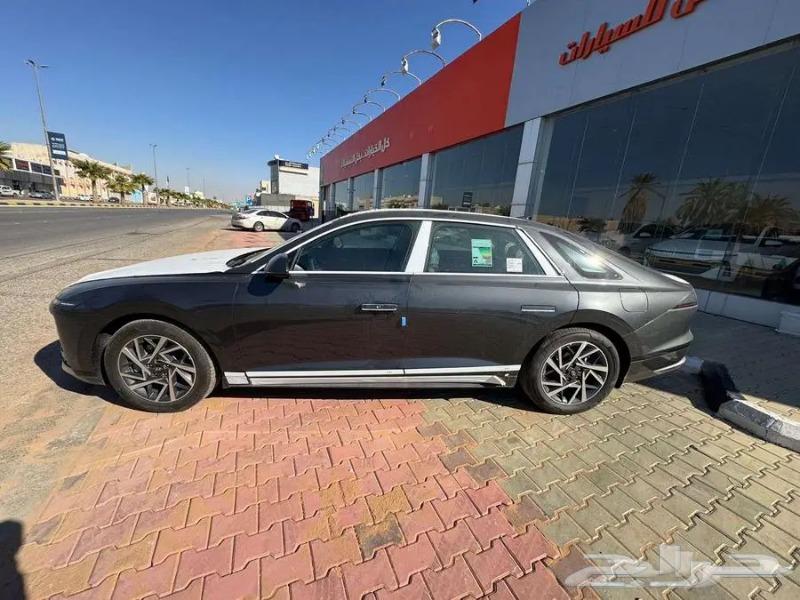 Hyundai Azera Classic Model 202563617253410433112