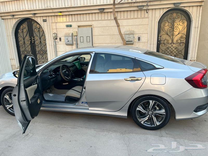 2020 Honda Civic Silver, First Owner, Agency63617253761538113