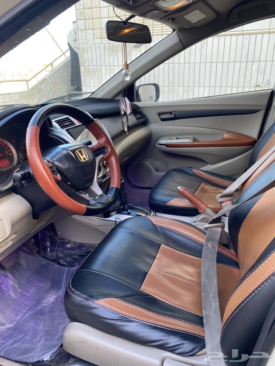 Honda City 200963617404818946113