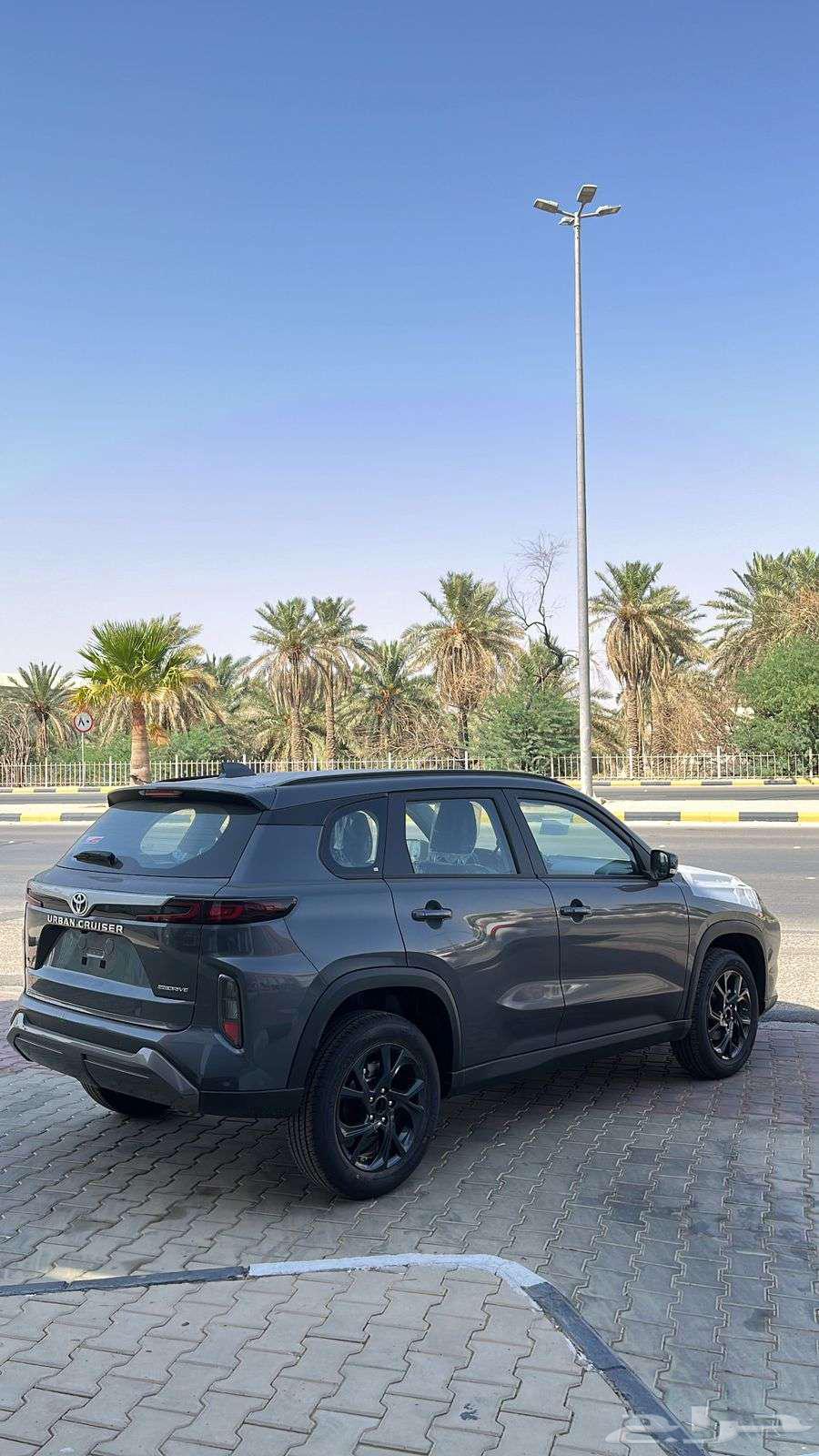 تويوتا اوربان كروز 2025 استاندر63617388037251111