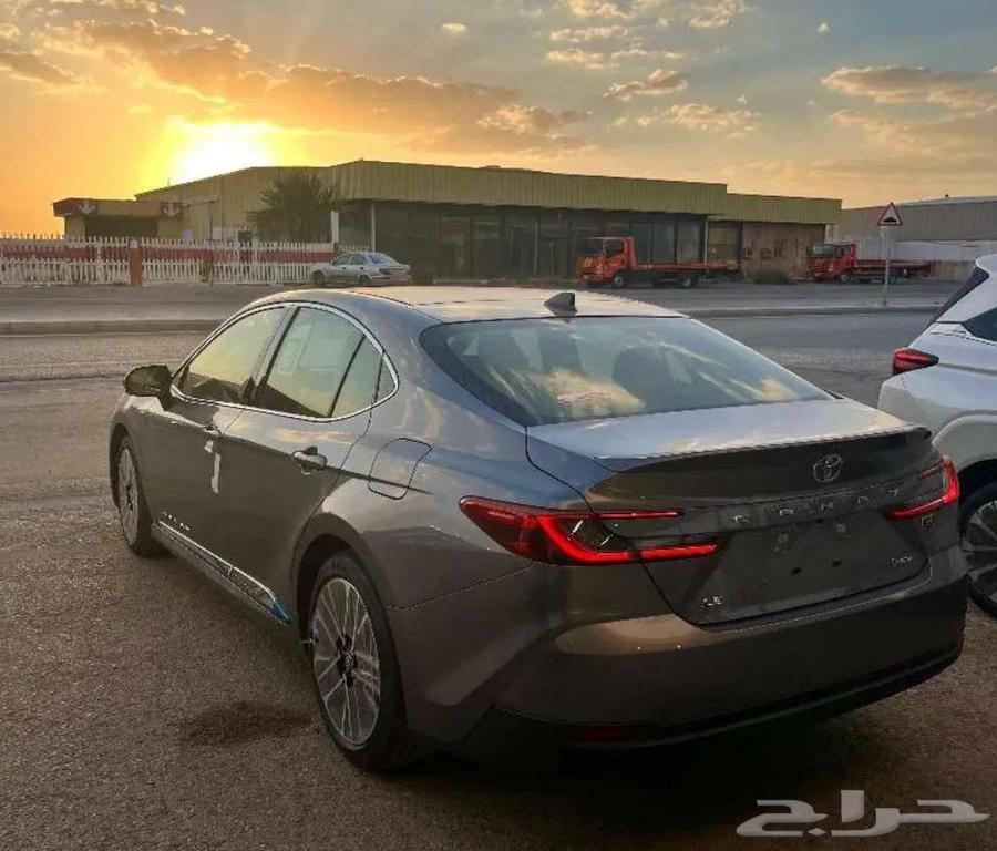 Toyota Camry LE Hybrid 202563617255028739111