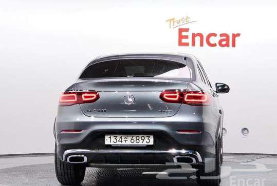 Mercedes GLC63617539107971113