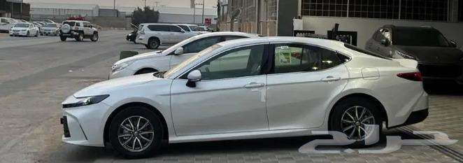 Toyota Camry E Gasoline 202563006351624451111