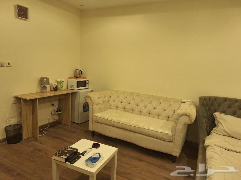 Furnished Studio for Rent with Narcissus63006285778947112