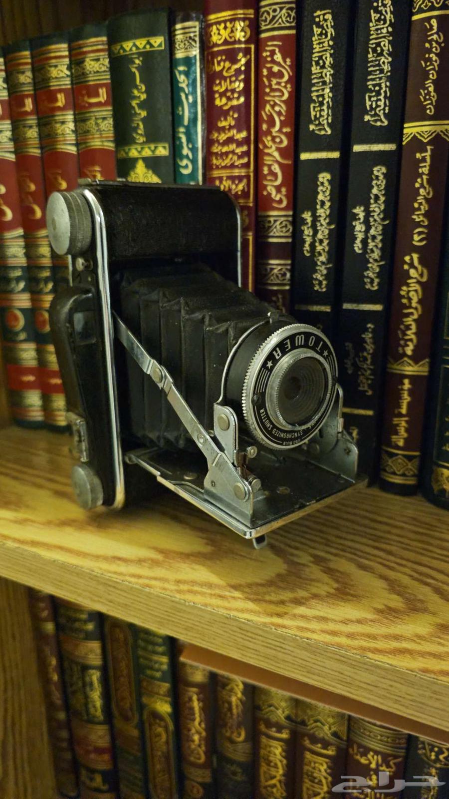 An old heritage bellows camera633048032883231118