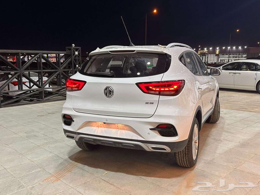MG ZS Standard Model 2024 Cash & Installments63617542359554113