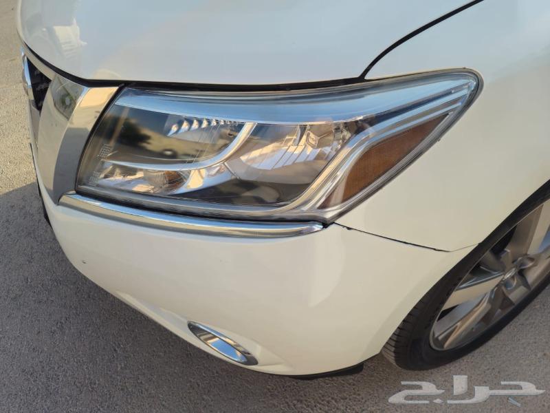 Nissan Pathfinder 201463617562894210112