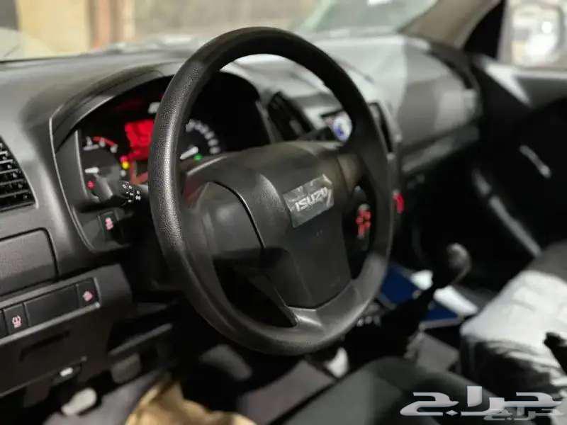 Isuzu D-Max Sides 150 horsepower 202563530551820547114
