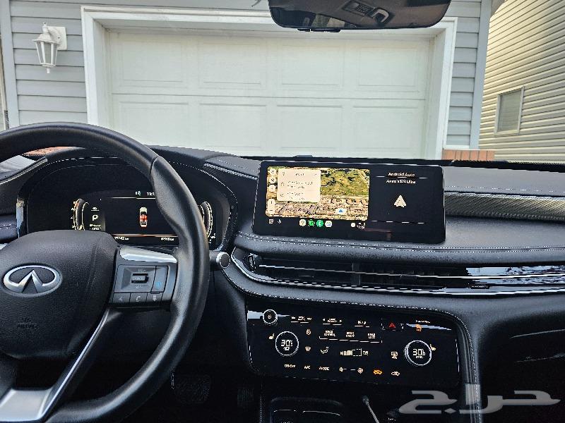 Qx60 Lux 2023 with only 25,000 kilometers63533927657602113