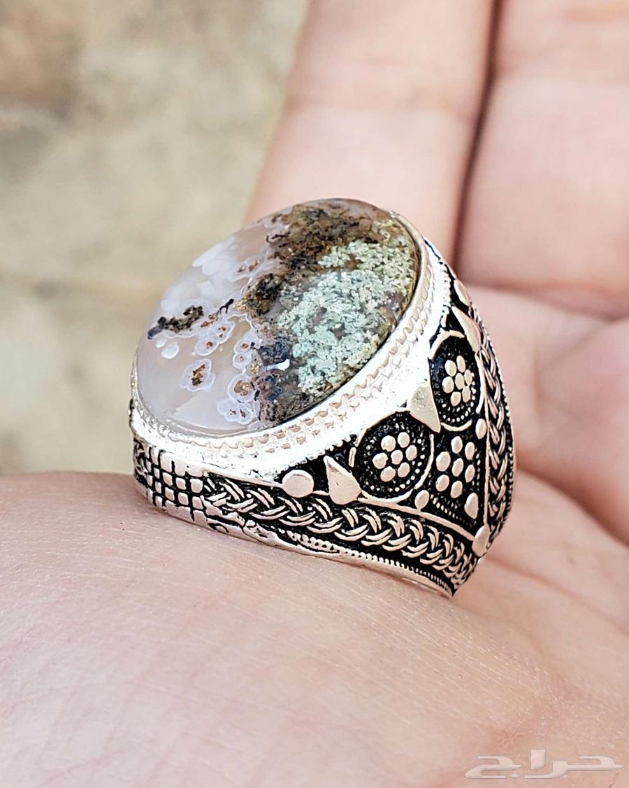Silver rings and rare natural Yemeni agate63298980690689112