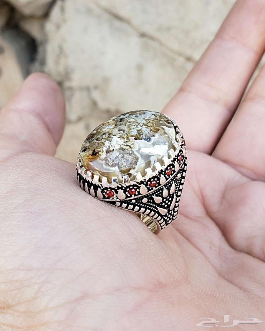 Silver rings and rare natural Yemeni agate63298980690689111