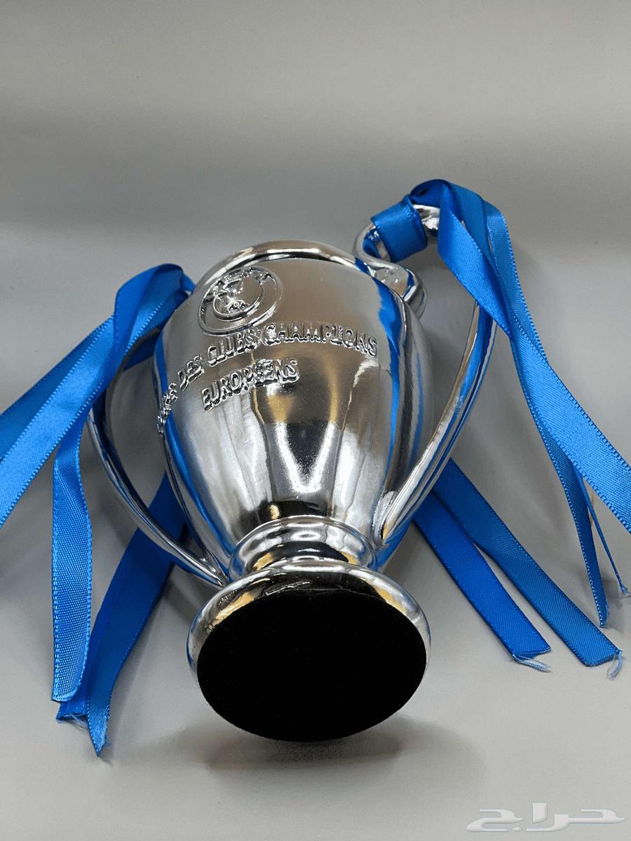 مجسم دوري الأبطال63256304815106112