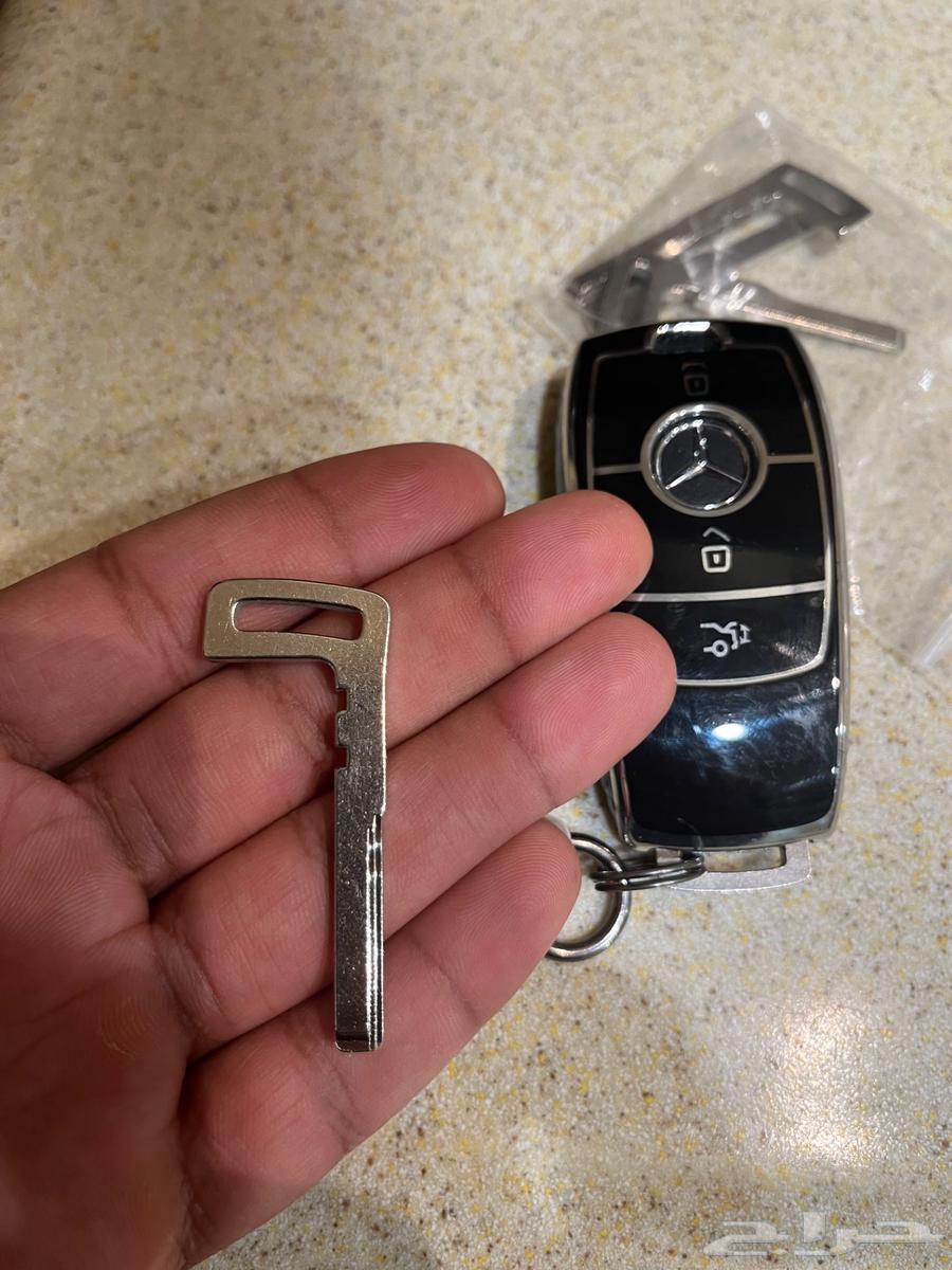 Mercedes key63534055967490112