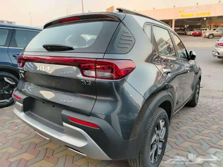 Kia Sonet with 1.5 engine fingerprint starting from affordable prices 23 model63617704656130114