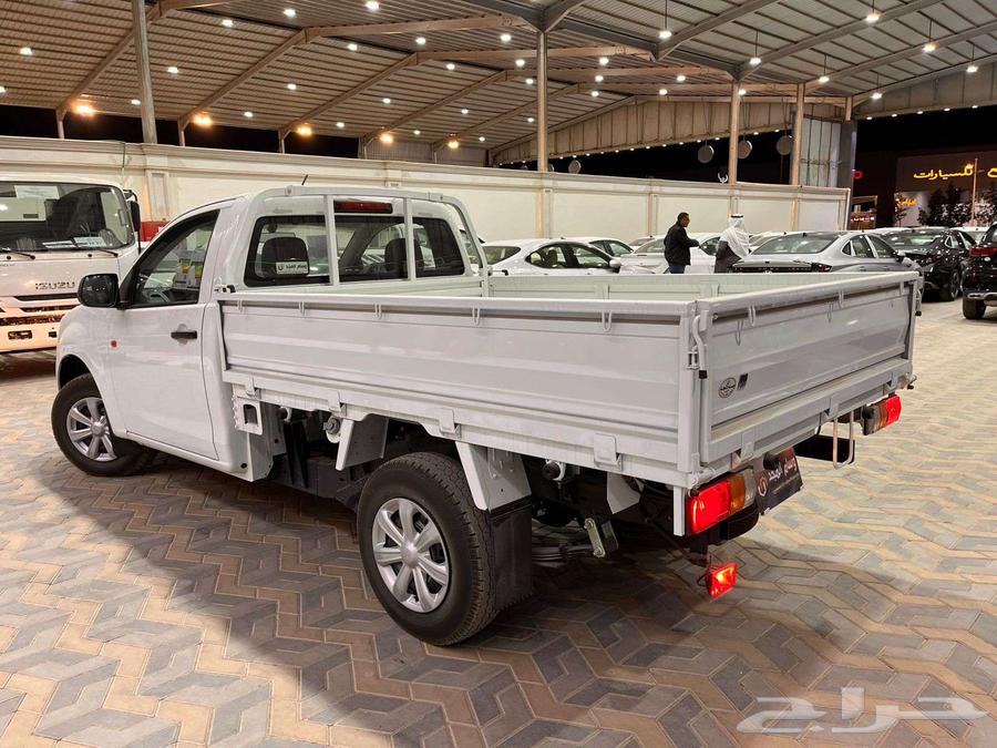 Isuzu D-Max 150 horsepower, model 2025, with customs card63534555991937114