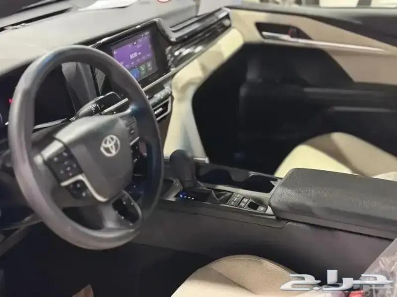 Camry E Hybrid Standard 2025 (there is a 50-50 system for banks)63531889683203113